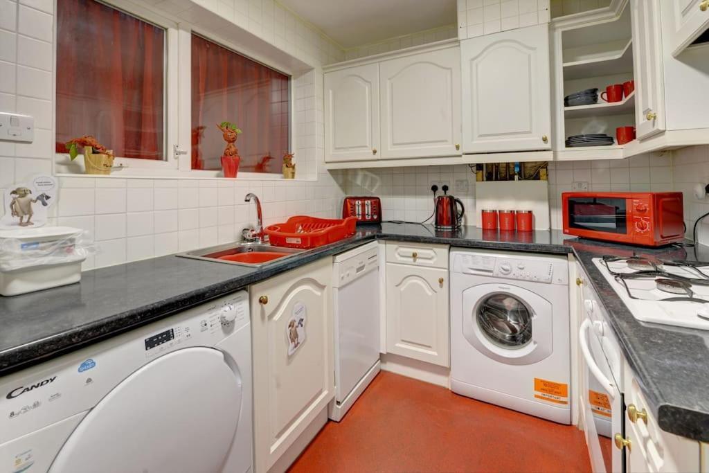 Harry'S House Apartman Watford  Kültér fotó