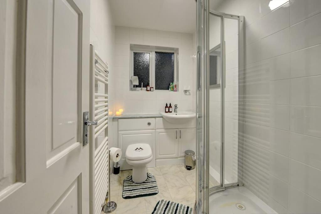 Harry'S House Apartman Watford  Kültér fotó
