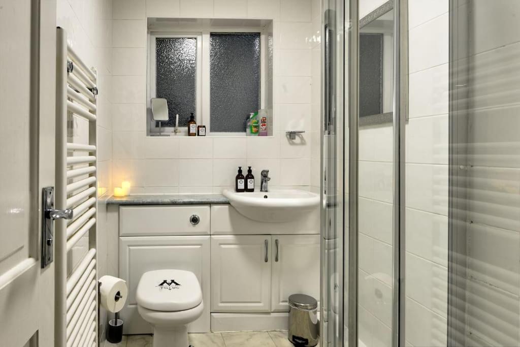 Harry'S House Apartman Watford  Kültér fotó