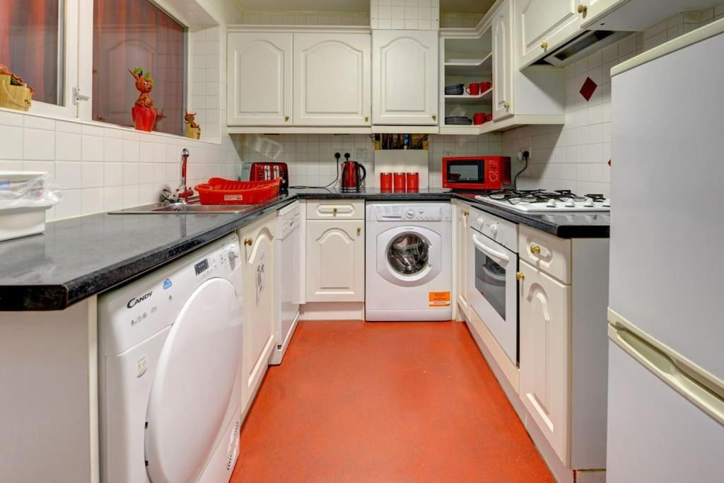 Harry'S House Apartman Watford  Kültér fotó